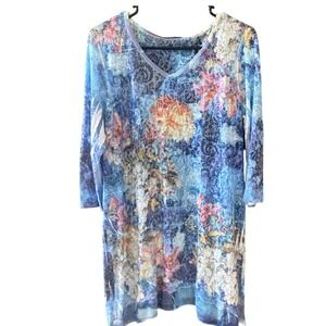 Katina Marie Artsy Blue Floral Damask Burnout Tunic V-Neck Sharkbite Top Large